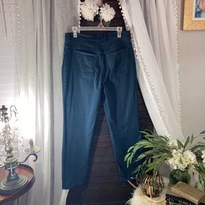 Dark Green Gloria Vanderbilt Mom Jeans